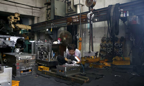 South Korea holds emergency meeting on Trump&rsquo;s potential steel tariffs