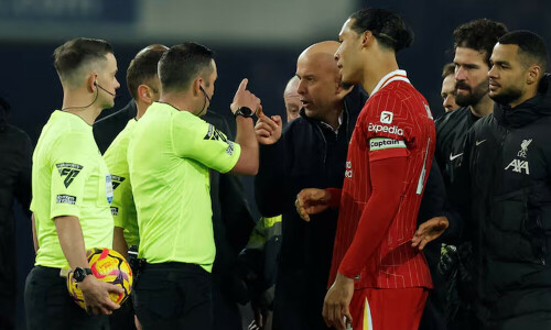 Referee lost control of Merseyside derby, Van Dijk says Referee lost control of Merseyside derby, Van Dijk says