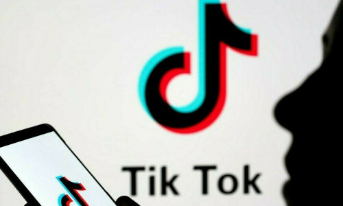 TikTok returns to Apple, Google app stores