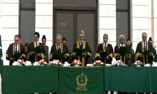 CJP administers oath to six new SC judges CJP administers oath to six new SC judges