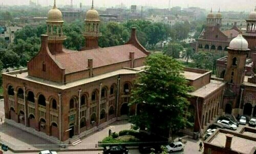 Stop car washing at homes: LHC directs LDA to issue notices to private housing societies