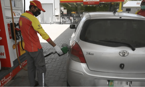 Govt announces reduction in petrol, diesel prices for next fortnight