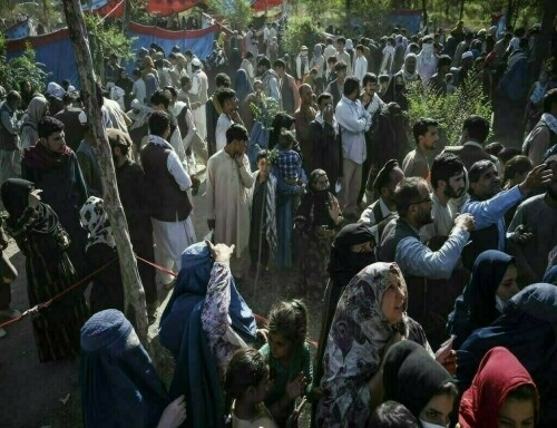 افغان پناہ گزینوں کی منتقلی، وفاقی وزیر کا اقوام متحدہ کے اداروں سے وعدہ پورا کرنے کا مطالبہ