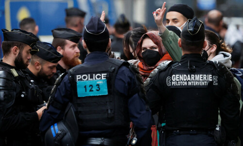 France to deploy police at schools for spot bag searches