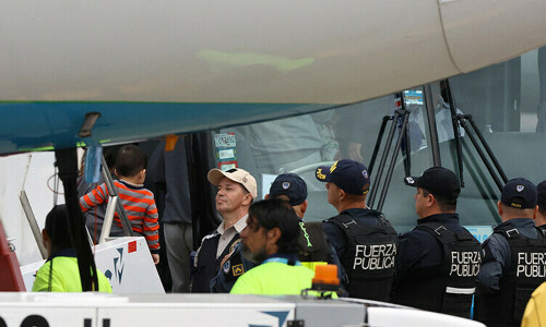 Group of mostly Asian migrants deported from US arrive in Costa Rica