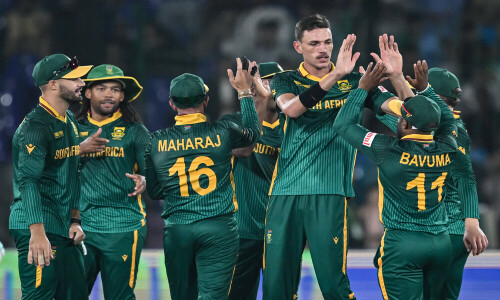 Rickelton&rsquo;s century helps S Africa to big win over Afghanistan