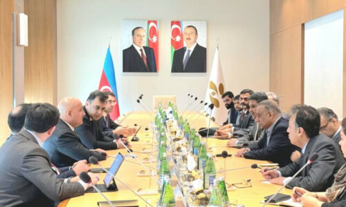 Azerbaijan invited to invest in motorways sector