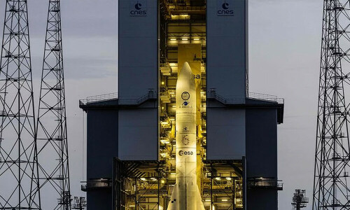 European satellite launcher set for first commercial blast off European satellite launcher set for first commercial blast off