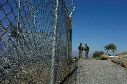 Traders suffer losses as Torkham border remains closed
