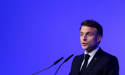 France&rsquo;s Macron urges calm after Trump and Zelenskiy clash