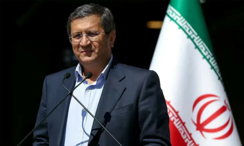 Iran&rsquo;s minister removed over economic woes