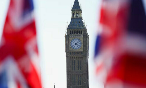 UK lawmakers push for stronger regulation on forced labour in supply chains
