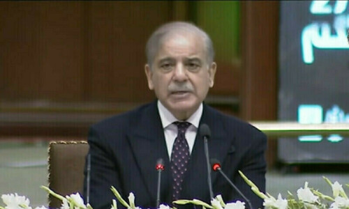 PM Shehbaz meets UAE IFZA delegation, signs MoU for economic zone investments PM Shehbaz meets UAE IFZA delegation, signs MoU for economic zone investments