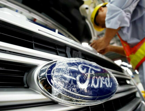 Trump exempts some automakers from Canada, Mexico tariffs for one month