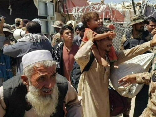 Ministry asks illegal foreigners, Afghan Citizen Card holders to leave by 31st