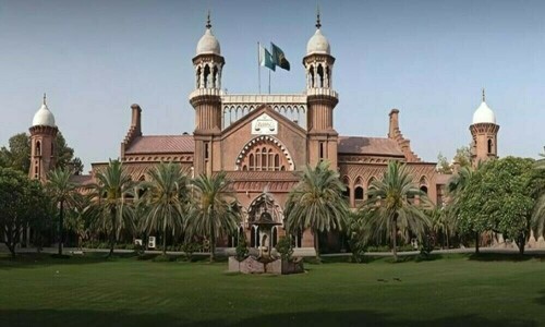 لاہور ہائیکورٹ کا ایف بی آر کیلئے فیس معافی پر برہمی کا اظہار