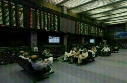اسٹاک مارکیٹ : آخری سیشن میں پرافٹ ٹیکنگ، 100 انڈیکس میں 42.35 پوائنٹس کی کمی