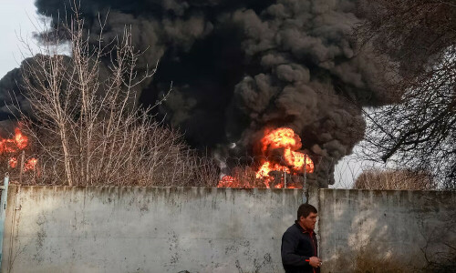 Russian missile attack on central Ukraine kills one person, injures five, local officials say