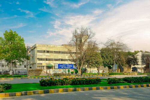 Faisal Town to redevelop Lahore&rsquo;s Services International Hotel into five-star property