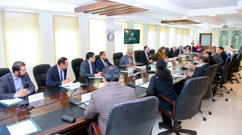 Aurangzeb, World Bank discuss 10-year Country Partnership Framework