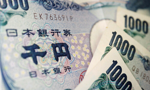 Japan&rsquo;s 10-year bond yield rises as market awaits BOJ rate decision