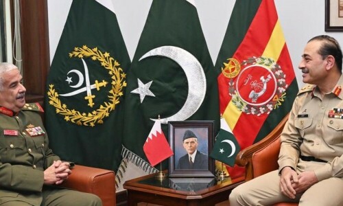 COAS, Commander National Guard of Bahrain discuss strengthening bilateral military cooperation