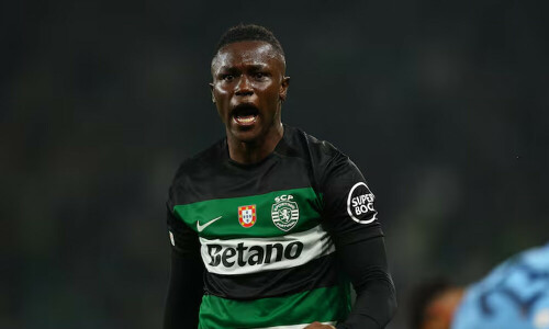 Chelsea reach agreement with Sporting to sign youngsters Quenda and Essugo