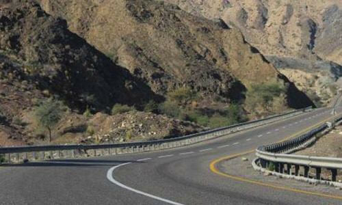 Protesters block National Highway in Kalat