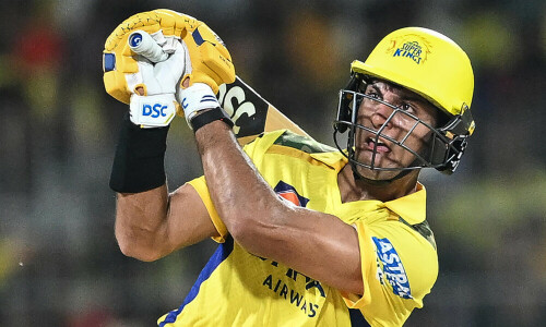 Ravindra, Noor help Chennai down Mumbai in IPL blockbuster