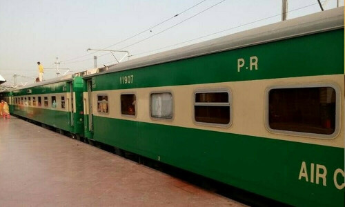 Manufacturing of coaches for Railways: ICF signs accord with Chinese company