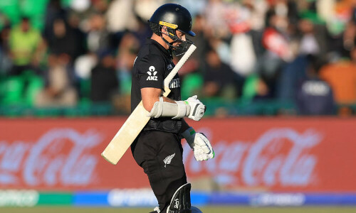 Injured Latham out of Pakistan ODIs, Bracewell continues as NZ captain