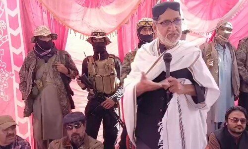 BNP-M chief Akhtar Mengal unhurt in blast near Quetta rally