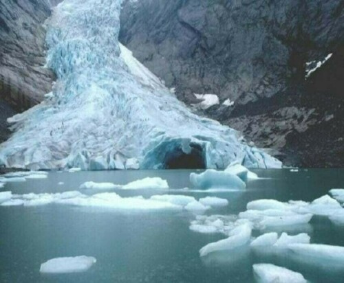 New policy framework to monitor melting glaciers recommended