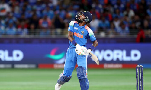 Pandya wants batters to step up for stuttering Mumbai