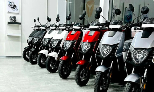 Ride the current: Pakistan&rsquo;s electric bikes scene accelerates