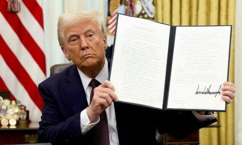 Trump signs bill to nullify expanded IRS crypto broker rule Trump signs bill to nullify expanded IRS crypto broker rule