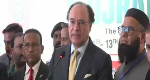 ترقی کیلئے ہر شعبے کو برآمدات کرنا ہوں گی، محمد اورنگزیب