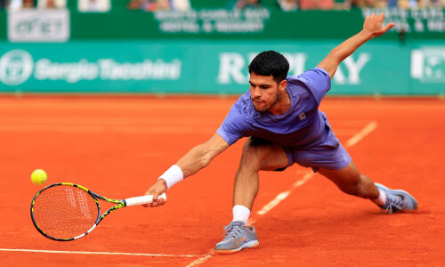 Alcaraz ousts Davidovich Fokina to set up Monte Carlo final with Musetti Alcaraz ousts Davidovich Fokina to set up Monte Carlo final with Musetti