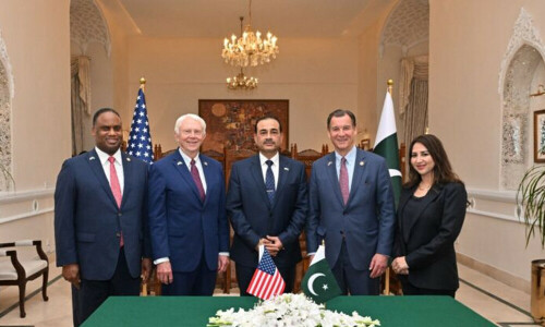 COAS, US team discuss regional security