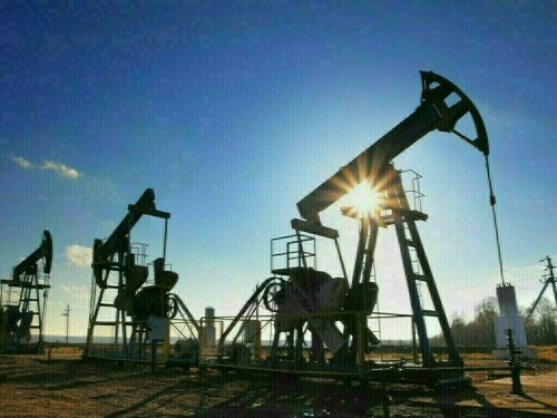 امریکا چین تجارتی جنگ سے عالمی شرح نمو متاثر، خام تیل کی قیمتیں گرگئیں