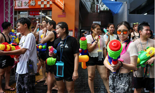 Thailand celebrates its New Year with water festival