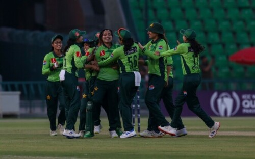 Sidra Amin, bowlers help Pakistan bag third consecutive victory