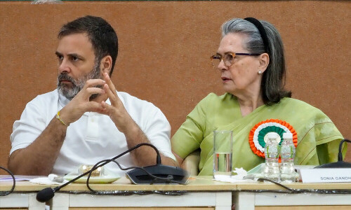 Rahul Gandhi and his mother Sonia accused in India money laundering case