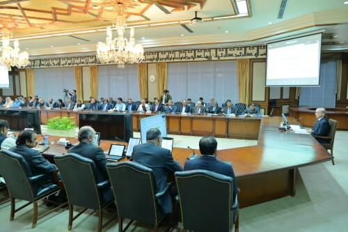 Govt withholds fuel relief amid global oil drop to finance Balochistan highway
