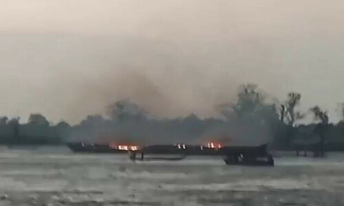 At least 143 dead in DR Congo boat fire