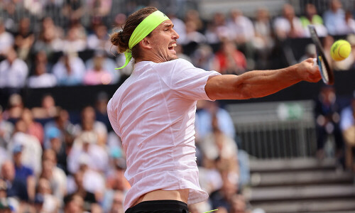 Birthday boy Zverev roars back to form with Munich win Birthday boy Zverev roars back to form with Munich win