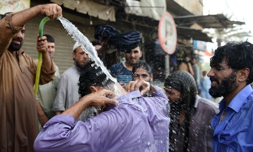 Met Office forecasts heatwave in Karachi till April 23