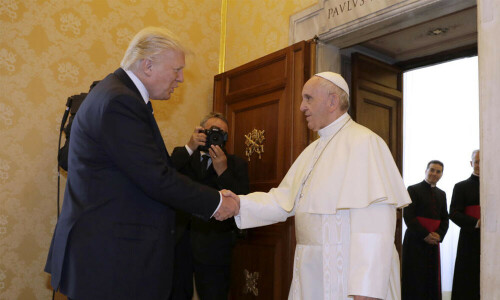 Trump says Pope Francis &lsquo;loved the world&rsquo;