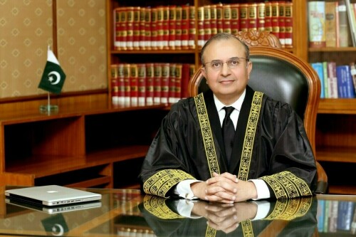 Justice Mansoor takes oath as acting CJP