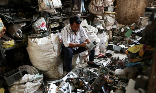 LG, Samsung sue Indian government over electronic-waste pricing policy